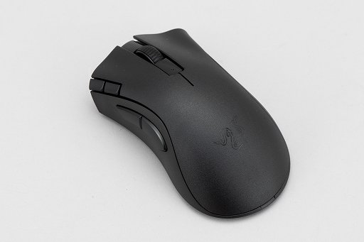 画像ギャラリー No.002のサムネイル画像 / 【PR】乾電池で動くワイヤレスマウス「DeathAdder V2 X HyperSpeed」を試す。長時間使用できてセンサー性能も良好だ