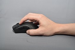画像ギャラリー No.015のサムネイル画像 / 【PR】乾電池で動くワイヤレスマウス「DeathAdder V2 X HyperSpeed」を試す。長時間使用できてセンサー性能も良好だ