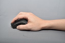 画像ギャラリー No.016のサムネイル画像 / 【PR】乾電池で動くワイヤレスマウス「DeathAdder V2 X HyperSpeed」を試す。長時間使用できてセンサー性能も良好だ