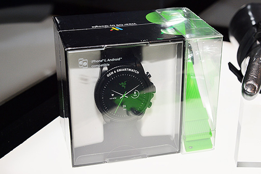 画像ギャラリー No.011のサムネイル画像 / Razer，振動機能付きチェアや天板にさまざまな機能を組み込めるデスク，音声明瞭化機能付きマスクをCES 2022で公開