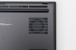 画像ギャラリー No.011のサムネイル画像 / 【PR】RazerのハイエンドノートPC「Razer Blade 15」は,ノートPC最強GPUと4K/144Hz液晶パネルでどんな用途も快適だ