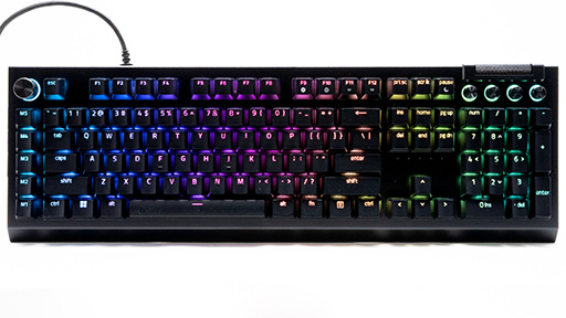 画像ギャラリー No.005のサムネイル画像 / Razer製キーボードのフラッグシップ「BlackWidow V4 Pro」をテスト。価格は高いが基本スペックの充実ぶりに感銘を受ける［レビュー］