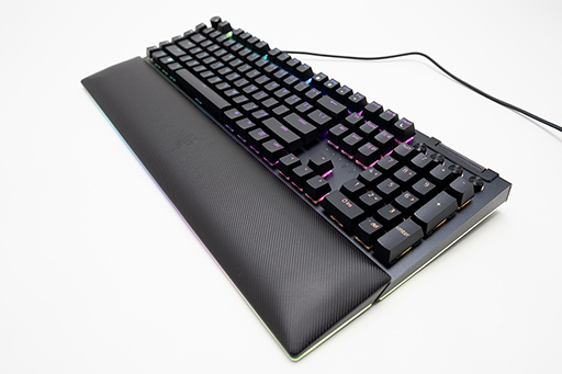 画像ギャラリー No.031のサムネイル画像 / Razer製キーボードのフラッグシップ「BlackWidow V4 Pro」をテスト。価格は高いが基本スペックの充実ぶりに感銘を受ける［レビュー］