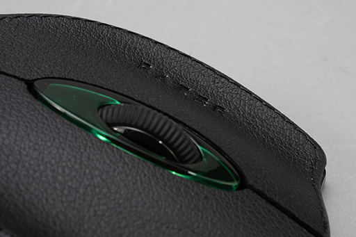 画像ギャラリー No.016のサムネイル画像 / 約23万円でも完売したマウス!? Razer初のゲーマー向けマウスを復刻した「Razer Boomslang」20周年モデルを写真で見る