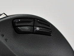 画像ギャラリー No.015のサムネイル画像 / Logitechのワイヤレス&ワイヤード両対応マウス「G700」レビュー。G7の後継作は“ゲーマー向けワイヤレス”の新たな世界を提示するか