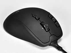 画像ギャラリー No.041のサムネイル画像 / Logitechのワイヤレス&ワイヤード両対応マウス「G700」レビュー。G7の後継作は“ゲーマー向けワイヤレス”の新たな世界を提示するか