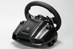 画像ギャラリー No.008のサムネイル画像 / 3ピース構成のステアリングホイール「G27」を，「グランツーリスモ5」とPCゲームで使ってみる