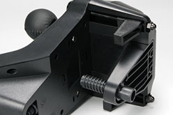 画像ギャラリー No.019のサムネイル画像 / 3ピース構成のステアリングホイール「G27」を，「グランツーリスモ5」とPCゲームで使ってみる