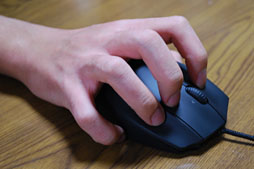 画像ギャラリー No.054のサムネイル画像 / 「G600 MMO Gaming Mouse」レビュー。左サイドボタン12個搭載のLogitech製マウスは「使える」