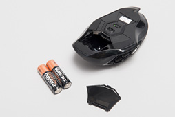 画像ギャラリー No.006のサムネイル画像 / Logicool G初のワイヤレス接続専用マウス「G602」レビュー。ユニークな形状の新モデルは誰に向くのか