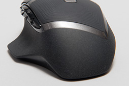 画像ギャラリー No.014のサムネイル画像 / Logicool G初のワイヤレス接続専用マウス「G602」レビュー。ユニークな形状の新モデルは誰に向くのか