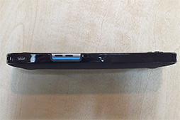 画像ギャラリー No.013のサムネイル画像 / iPhoneでのゲーム体験が大きく変わる? iPhone 5s&5用ゲームパッド「G550」ファーストインプレッション。Apple Storeでは12月13日に先行発売