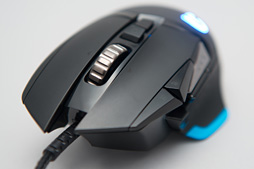 画像ギャラリー No.002のサムネイル画像 / ロジクールのゲーマー向けマウス主力シリーズ最新作「G502」レビュー。伝統に背を向けた新デザインは吉と出るのか？