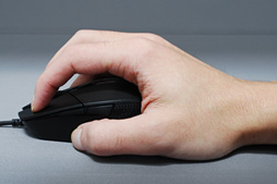 画像ギャラリー No.019のサムネイル画像 / 「G302 Daedalus Prime MOBA Gaming Mouse」レビュー。Logicool Gの新型マウスは,確かに製品名どおりのMOBAゲーマー向けだった