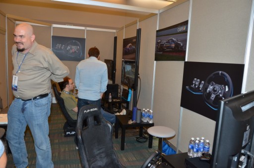 画像ギャラリー No.008のサムネイル画像 / ［E3 2015］Logitech Gの新型ステアリングコントローラ「G29」「G920」がお披露目。デュアルモーター採用ステアリングの操作感を体験してきた