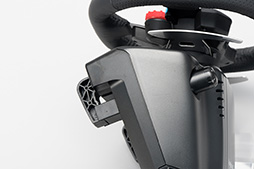画像ギャラリー No.017のサムネイル画像 / Logicool G「G29」+「Driving Force Shifter」レビュー。新型のステアリングコントローラはPS4時代の定番となるか