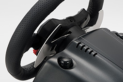 画像ギャラリー No.021のサムネイル画像 / Logicool G「G29」+「Driving Force Shifter」レビュー。新型のステアリングコントローラはPS4時代の定番となるか