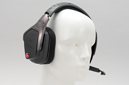 画像ギャラリー No.008のサムネイル画像 / Logicool Gのワイヤレスヘッドセット「G933」レビュー。G633と音が違うフラグシップはさらに魅力的だった