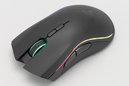 画像ギャラリー No.005のサムネイル画像 / Logicool Gの新型ワイヤレスマウス「G900」ファーストインプレッション。スリープからの復帰は文句なしに早く,重量は相当に軽い