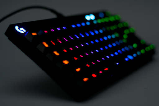 画像ギャラリー No.007のサムネイル画像 / Logicool G「Pro Mechanical Gaming Keyboard」レビュー。シンプルな外観の10キーレスRomer-Gモデル,その価値は