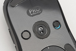 画像ギャラリー No.019のサムネイル画像 / Logicool G「PRO Wireless」「PRO HERO」レビュー。重量約80gのワイヤレスと約83gのワイヤードは軽量マウスの最適解か?
