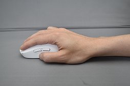 画像ギャラリー No.013のサムネイル画像 / 軽く,使いやすく,文句ナシの仕上がり。ワイヤレスマウス「PRO X SUPERLIGHT」レビュー