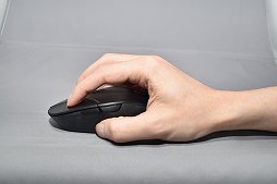 画像ギャラリー No.013のサムネイル画像 / 軽量ワイヤレスマウス「G303 Shroud Edition」レビュー。有名ストリーマーとのコラボモデルは,全体的に使いやすくバッテリーの持ちもいい
