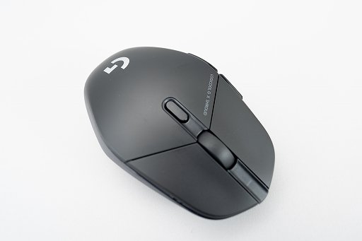 画像ギャラリー No.027のサムネイル画像 / 軽量ワイヤレスマウス「G303 Shroud Edition」レビュー。有名ストリーマーとのコラボモデルは,全体的に使いやすくバッテリーの持ちもいい