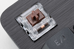 画像ギャラリー No.010のサムネイル画像 / 1万円前後で買いやすいLogicool製メカニカル10キーレスキーボード「G413 TKL SE」を写真でチェック