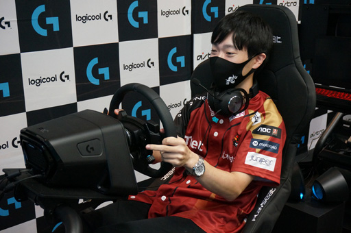 画像ギャラリー No.004のサムネイル画像 / Logicool G，新型ステアリングコントローラ「PRO Racing Wheel」を発売。ダイレクトドライブ方式採用の高級モデル