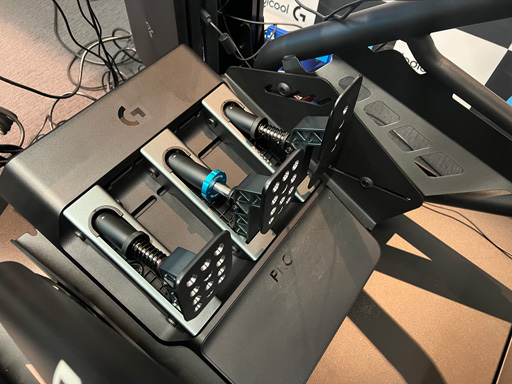 画像ギャラリー No.008のサムネイル画像 / Logicool G，新型ステアリングコントローラ「PRO Racing Wheel」を発売。ダイレクトドライブ方式採用の高級モデル