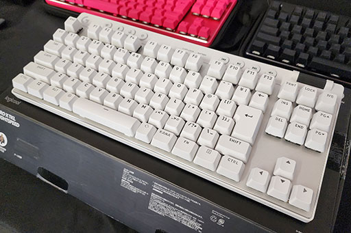 画像ギャラリー No.009のサムネイル画像 / ロジクールから，eスポーツ向けのワイヤレスマウス「PRO X SUPERLIGHT 2」とワイヤレス10キーレスキーボードが10月13日発売