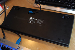 画像ギャラリー No.012のサムネイル画像 / ［COMPUTEX］Corsairブースに展示されていた光学センサー搭載マウスがけっこういい感じ
