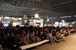 画像ギャラリー No.004のサムネイル画像 / ［TGS 2012］主催者企画によるゲーム大会イベント「Cyber Games Asia」が開催。「サドンアタック」の次期アップデート情報も明らかに