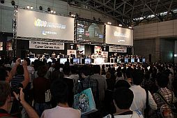 画像ギャラリー No.015のサムネイル画像 / ［TGS 2012］主催者企画によるゲーム大会イベント「Cyber Games Asia」が開催。「サドンアタック」の次期アップデート情報も明らかに