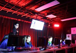 画像ギャラリー No.015のサムネイル画像 / 「サドンアタック」公式大会「SAJCL 2018 Winter」決勝トーナメントをレポート。来年実装予定のアップデート情報も公開