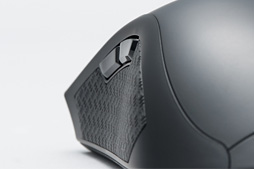 画像ギャラリー No.015のサムネイル画像 / 「HyperX Pulsefire FPS」レビュー。ウメハラのスポンサーになったKingstonが放つ初のマウスは買いか