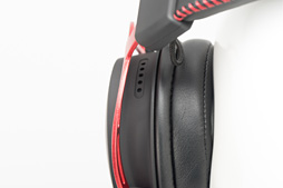 画像ギャラリー No.007のサムネイル画像 / 「HyperX Cloud Alpha」ヘッドセットを試す。見た目こそ地味ながら,完成度はシリーズ史上最高だ