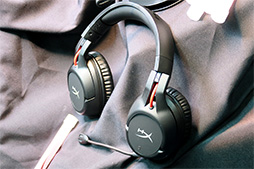 画像ギャラリー No.004のサムネイル画像 / ［CES 2018］HyperX初のワイヤレスヘッドセットと第2世代の円盤型フットコントローラを，小ネタの宝庫「CES Unveiled」で発見