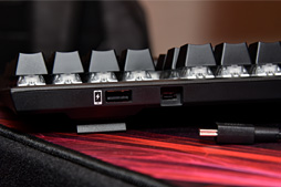 画像ギャラリー No.016のサムネイル画像 / ［COMPUTEX］HyperXが「PS4向け外付けSSD」と「Switch向けmicroSD」でゲーム機市場へさらに注力