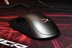 画像ギャラリー No.019のサムネイル画像 / ［COMPUTEX］HyperXが「PS4向け外付けSSD」と「Switch向けmicroSD」でゲーム機市場へさらに注力