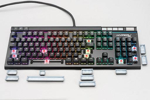 画像ギャラリー No.026のサムネイル画像 / 「Alloy Elite RGB」 レビュー。HyperXが「MMO&MOBAゲーマー用」と位置づける多機能キーボード,その実力は