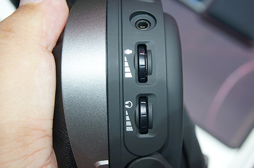 画像ギャラリー No.011のサムネイル画像 / ［TGS 2019］HyperX，独自メカニカルスイッチ採用キーボード「Alloy Origins」を国内発売。ヘッドトラッキング機能対応のヘッドセットも