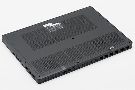 画像ギャラリー No.010のサムネイル画像 / 幅約22mmの超薄型ゲームPC「NEXTGEAR-SLIM」レビュー前編。ゲームがどれくらい快適に動くか確認してみた