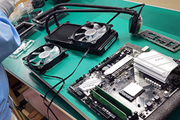 画像ギャラリー No.030のサムネイル画像 / 「手の届きやすいゲームPC」を実現する新ゲームPC「NEXTGEAR」の製造現場を訪ねる。安くても高い品質を実現する秘密とは？【PR】