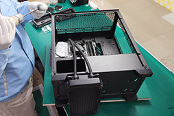 画像ギャラリー No.035のサムネイル画像 / 「手の届きやすいゲームPC」を実現する新ゲームPC「NEXTGEAR」の製造現場を訪ねる。安くても高い品質を実現する秘密とは？【PR】