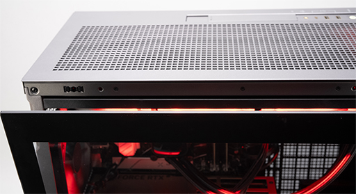 画像ギャラリー No.007のサムネイル画像 / 新型ケース採用で装いも新たに。「G TUNE」のRyzen 7 9700X＆RTX 5070 Ti搭載モデルは，最新世代のゲームを快適に楽しめるPCだ【PR】