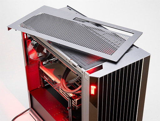 画像ギャラリー No.010のサムネイル画像 / 新型ケース採用で装いも新たに。「G TUNE」のRyzen 7 9700X＆RTX 5070 Ti搭載モデルは，最新世代のゲームを快適に楽しめるPCだ【PR】