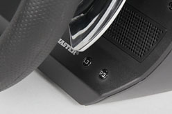 画像ギャラリー No.008のサムネイル画像 / 6万円超級のGT5公認ステアリングコントローラ「T500 RS」レビュー。価格に見合った操作感は間違いなく得られる
