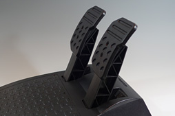 画像ギャラリー No.037のサムネイル画像 / 「T150 Force Feedback」レビュー。貴重な「ミドルクラス価格帯のステアリングコントローラ」は，デキが非常によかった